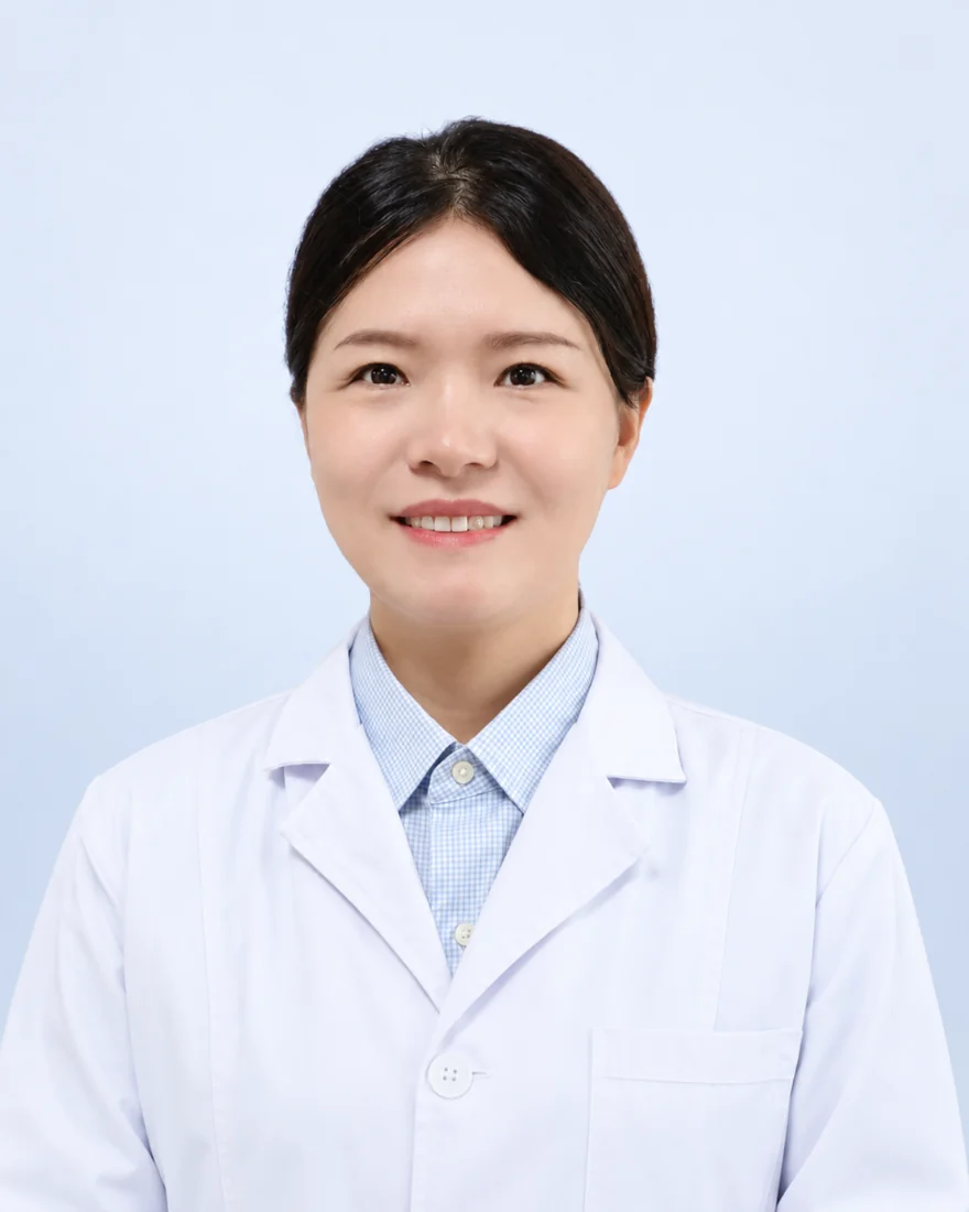 殷信医生形象照